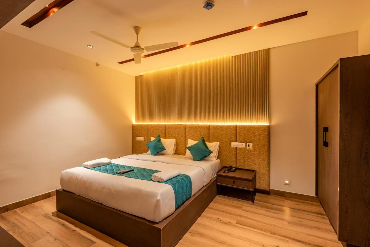Hotel Stay Bella 科泽科德 外观 照片
