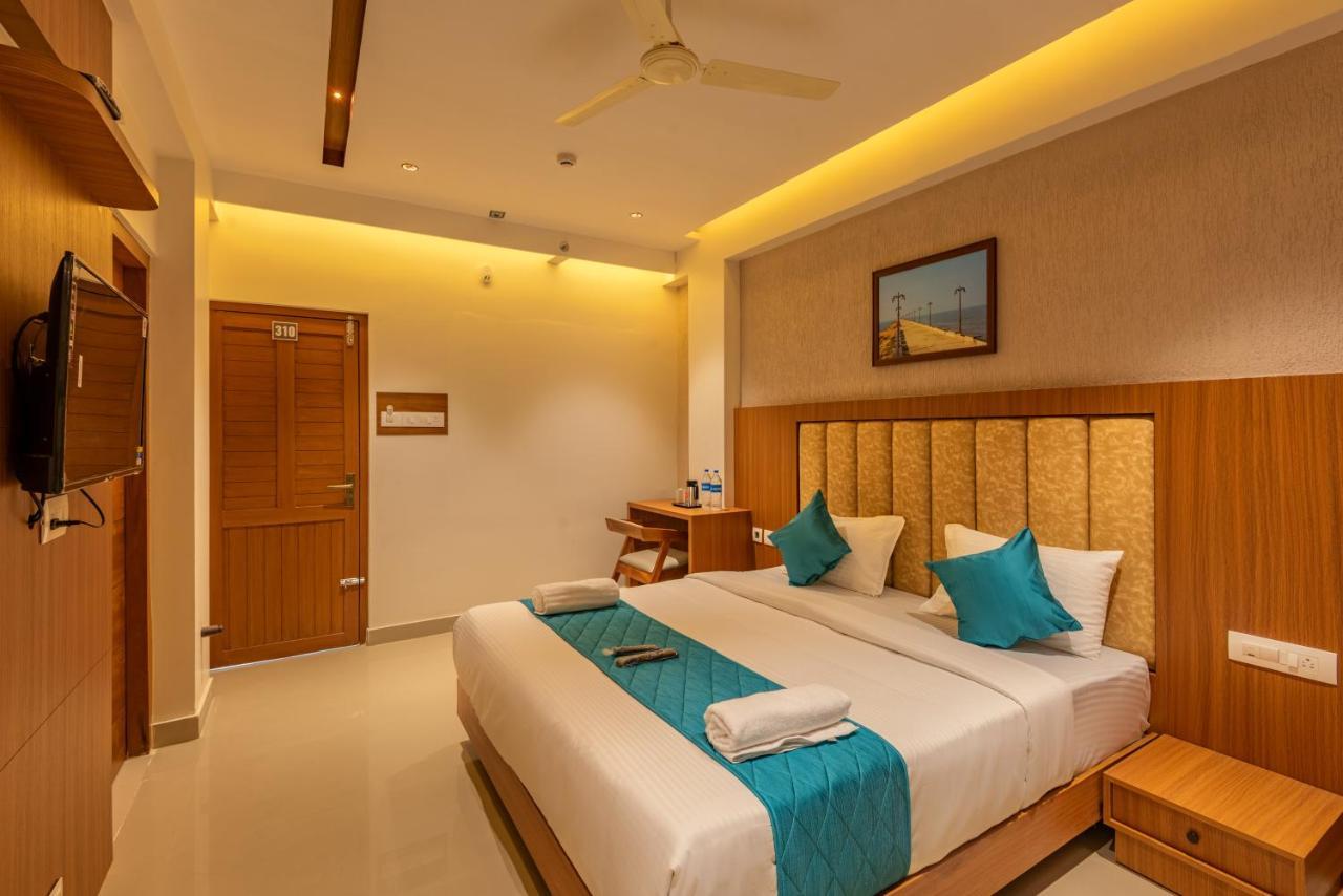 Hotel Stay Bella 科泽科德 外观 照片