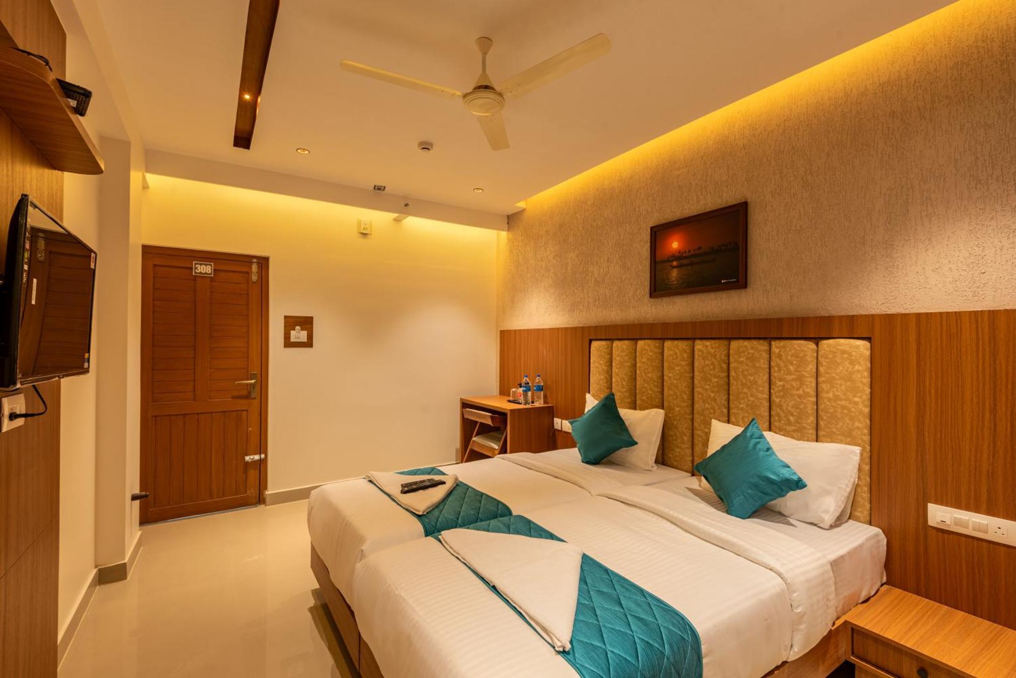 Hotel Stay Bella 科泽科德 外观 照片