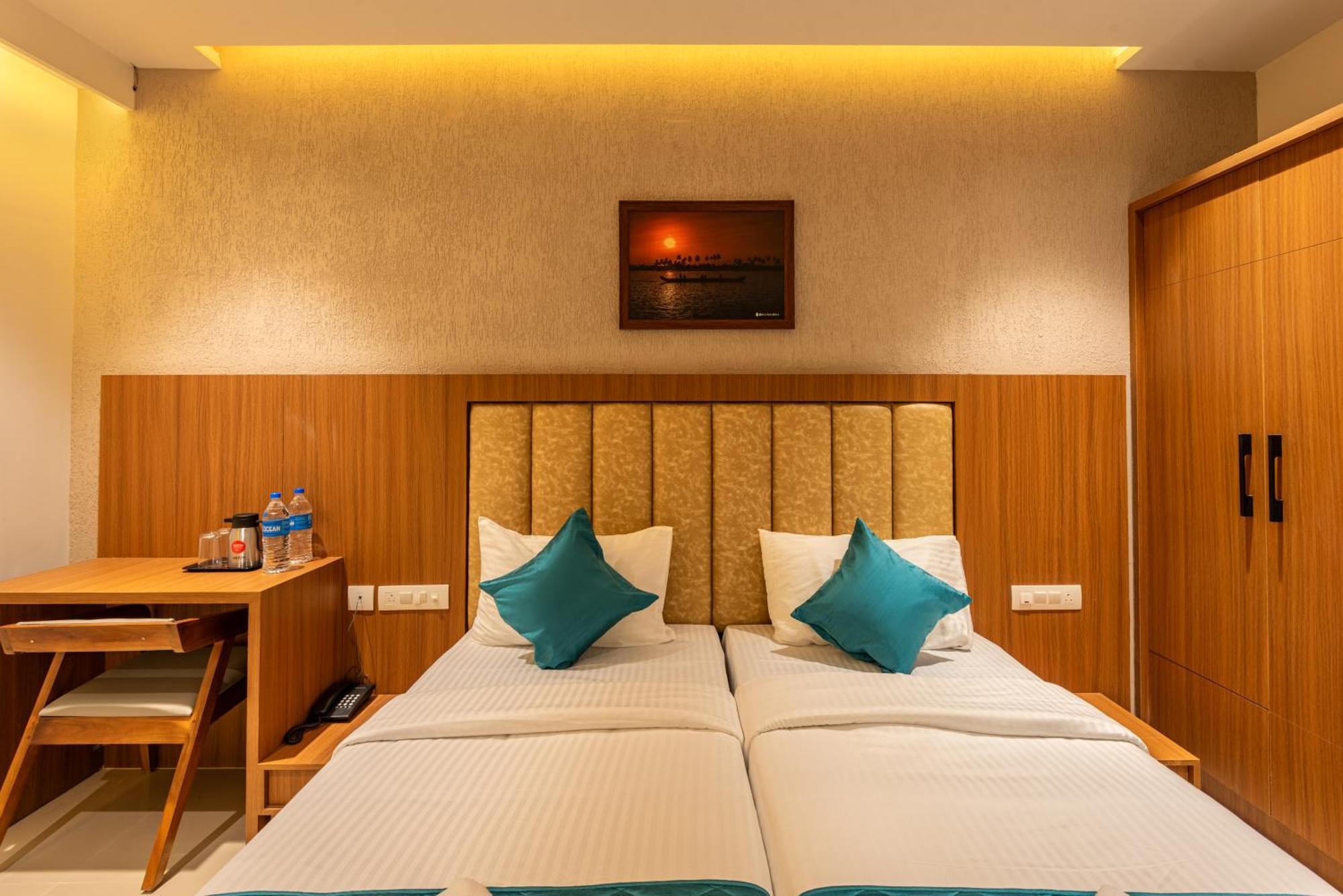 Hotel Stay Bella 科泽科德 外观 照片