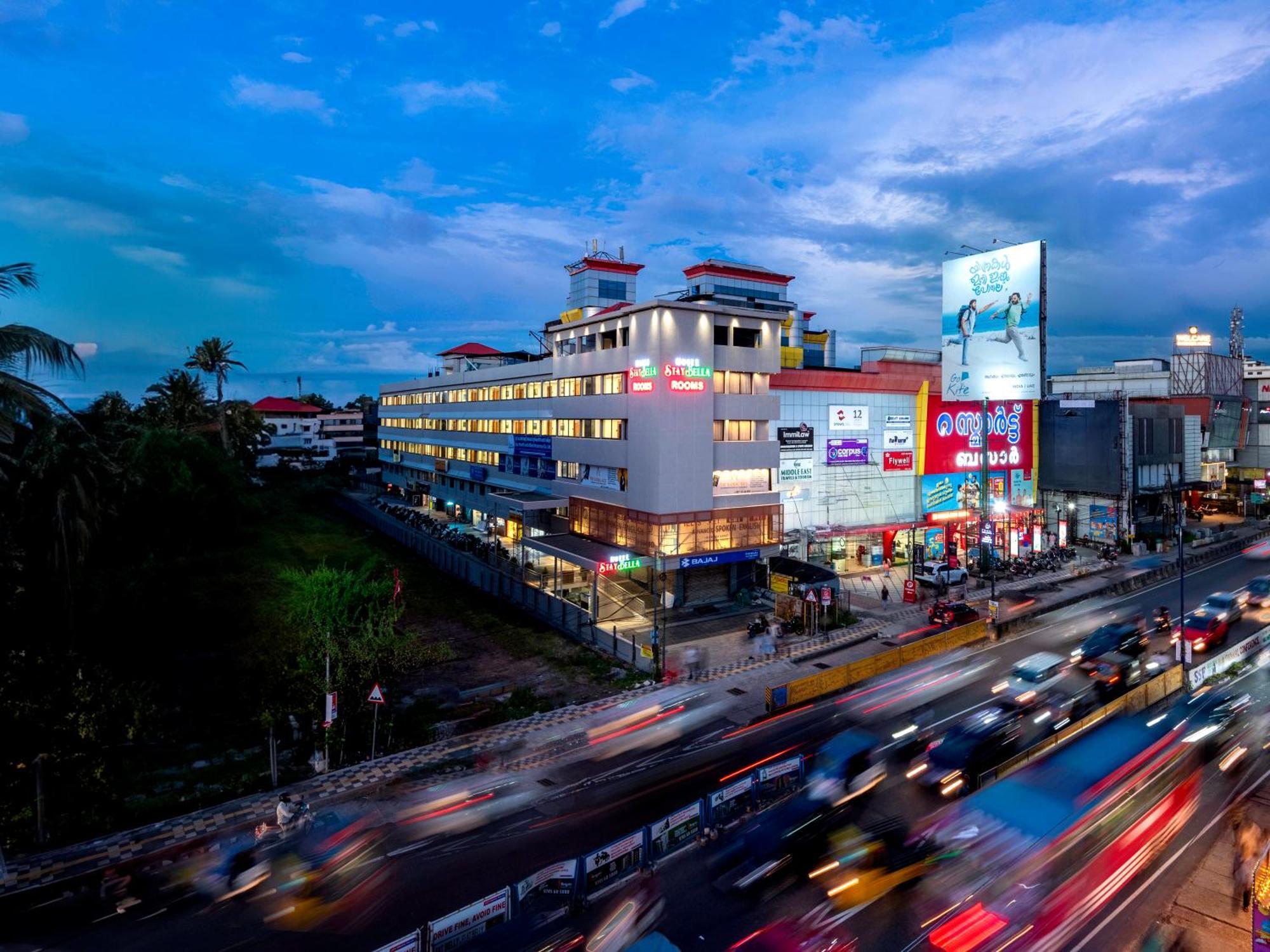 Hotel Stay Bella 科泽科德 外观 照片
